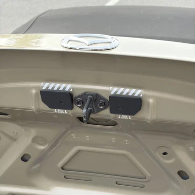 Tay nắm nắp cốp xe Mazda MX-5 ND Miata