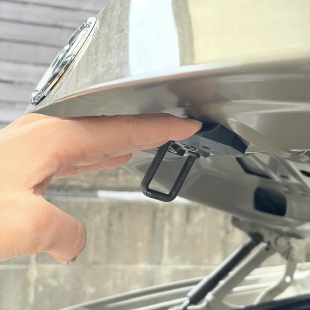 Tay nắm nắp cốp xe Mazda MX-5 ND Miata - Image 2