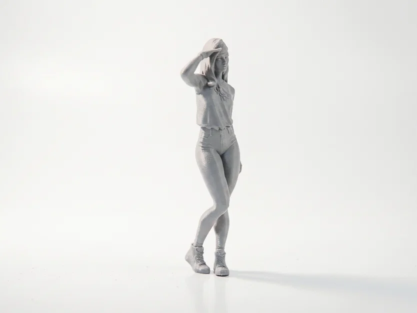 Mô hình 3D tượng nữ nhân vật chào kiểu Lady Salute - Image 2