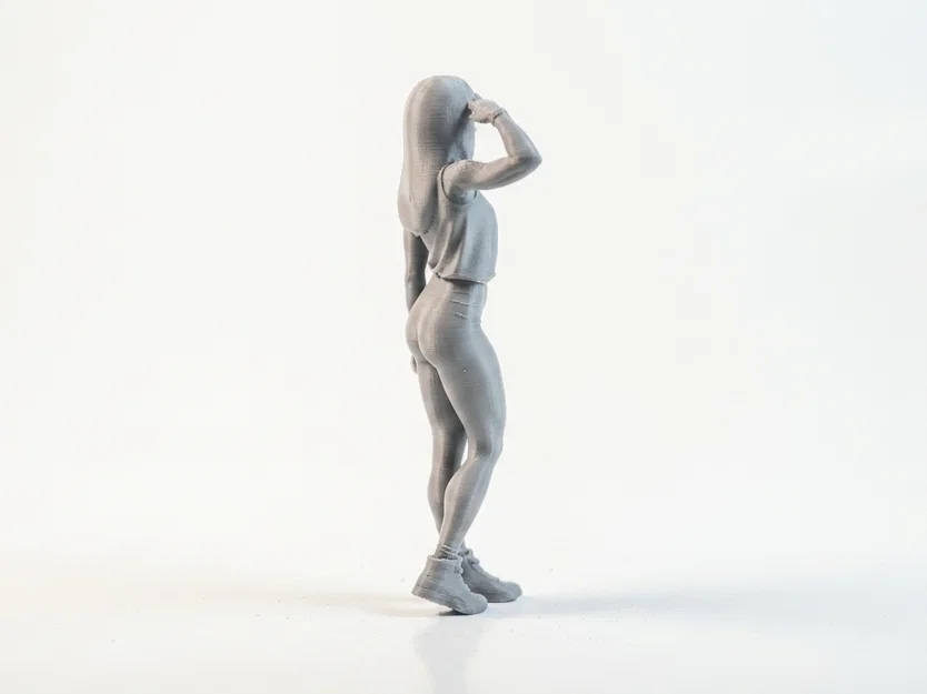 Mô hình 3D tượng nữ nhân vật chào kiểu Lady Salute - Image 3
