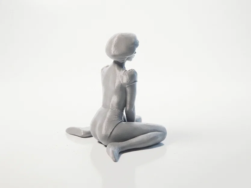 Mô hình 3D tượng nữ nhân ngồi trên sàn - Lady Sat On Floor - Image 3