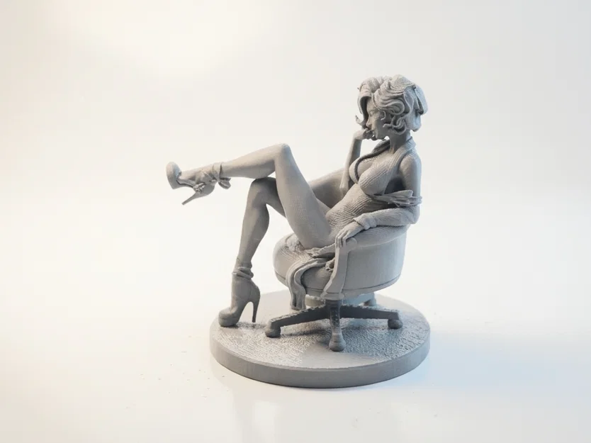 Mô hình 3D Nữ Nhân Viên Văn Phòng Ngồi Ghế (Lady Sat On Office Chair) - Image 1