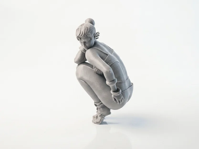 Mô hình tượng nữ ngồi xổm - File 3D in ấn - Image 1