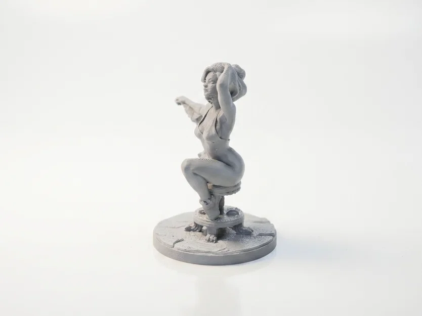 Mô hình 3D cô gái vươn vai trên ghế văn phòng - Tượng trang trí bàn làm việc - Image 4