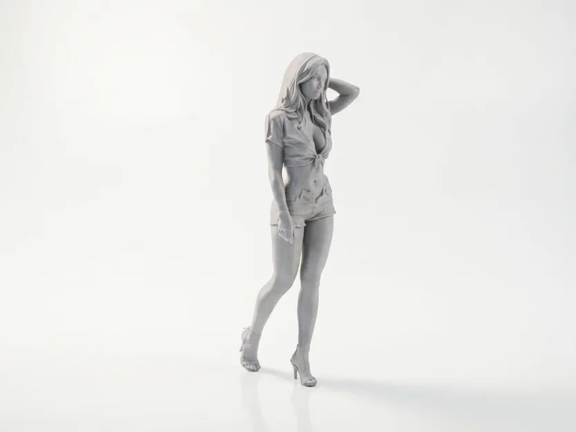 Mô hình 3D nữ nhân vật mặc áo xinh xắn - Lady With Cute Shirt Female Figure - Image 2