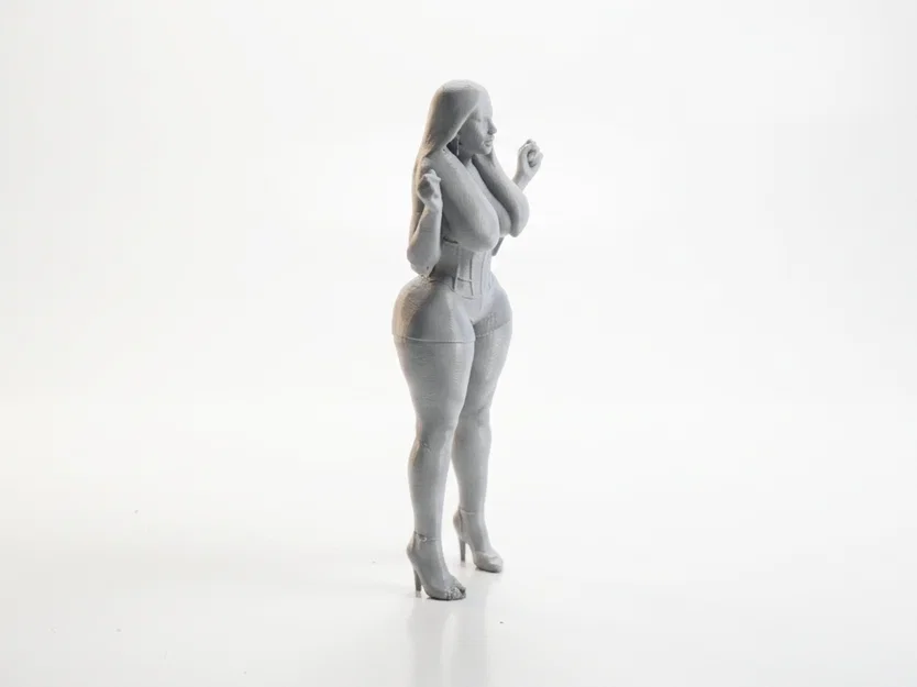 Mô hình tượng cô gái quàng khăn - Tượng nữ nghệ thuật in 3D - Image 1