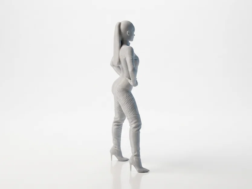 Mô hình tượng nữ diện nội y 3D Printable (STL File) - Image 3