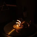 Mô hình trang trí đĩa than xoắn ốc (Vinyl turntable decoration spiral) - Thumbnail 2