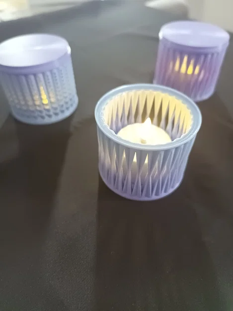 Đế Đựng Nến Tea Light Họa Tiết Hình Học - Image 5