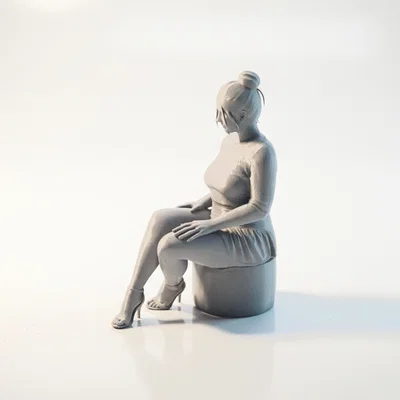 Mô hình tượng nữ ngồi thanh lịch - File in 3D nghệ thuật