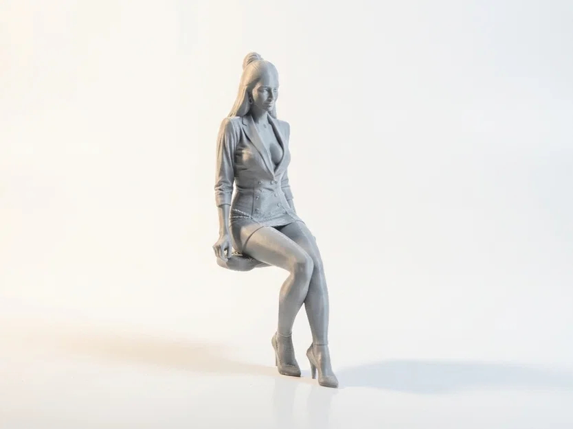 Mô hình tượng nữ thanh lịch 3D Printable - Image 2
