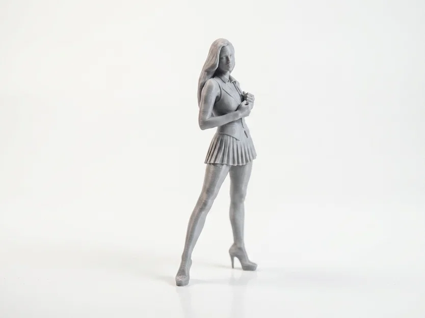 Mô hình nhân vật nữ sinh 3D Printable - Image 2