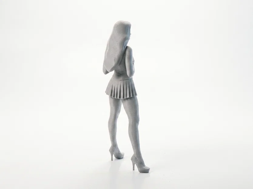 Mô hình nhân vật nữ sinh 3D Printable - Image 3