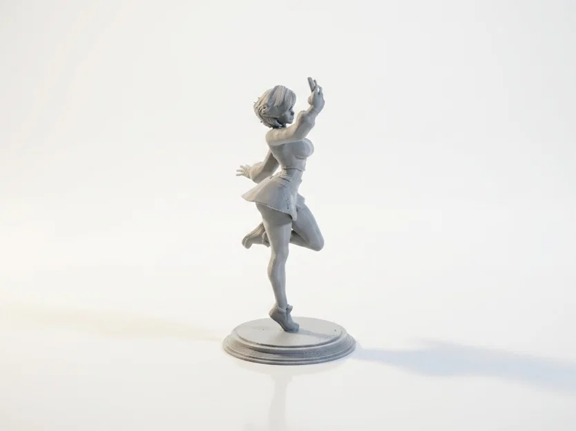 Mô hình tượng nữ nhân vật Selfie Babe in 3D - Image 3