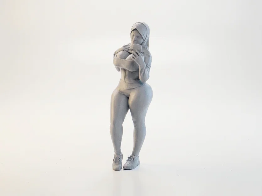 Mô hình 3D Selfie Lady - Tượng nữ phong cách Streetwear - Image 1