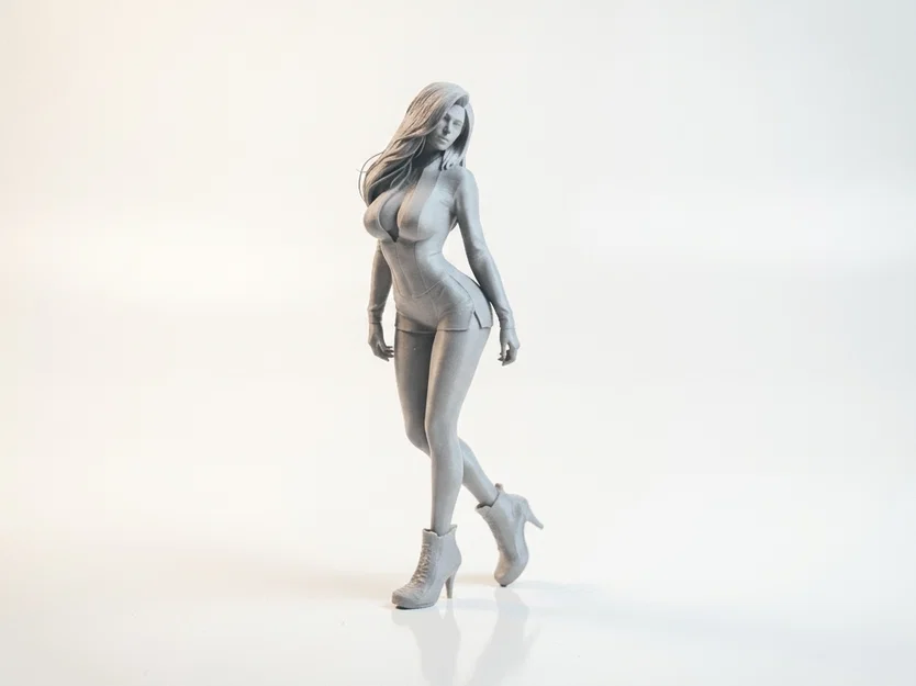 Mô hình tượng nữ nhân vật mặc bodysuit in 3D - Image 2