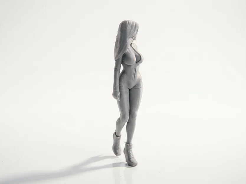 Mô hình tượng nữ nhân vật mặc bodysuit in 3D - Image 3