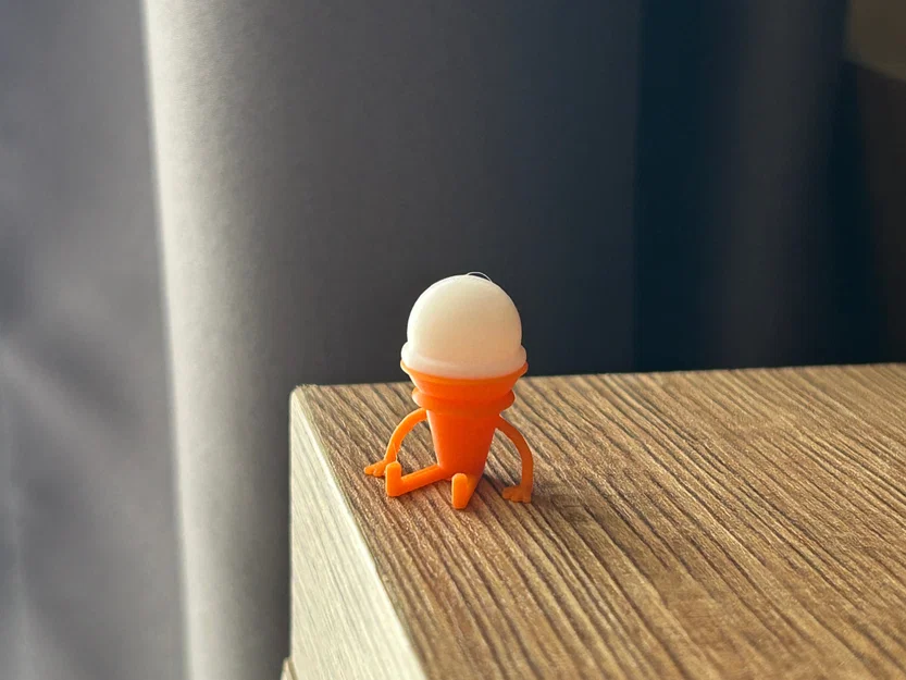 Mô hình chú kem nhỏ đáng yêu trang trí bàn làm việc 3D - Image 1