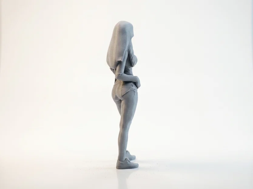 Mô hình nhân vật nữ trùm mũ (Hooded Female) - Tệp STL in 3D chất lượng cao - Image 3