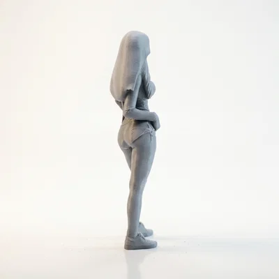 Mô hình nhân vật nữ trùm mũ (Hooded Female) - Tệp STL in 3D chất lượng cao