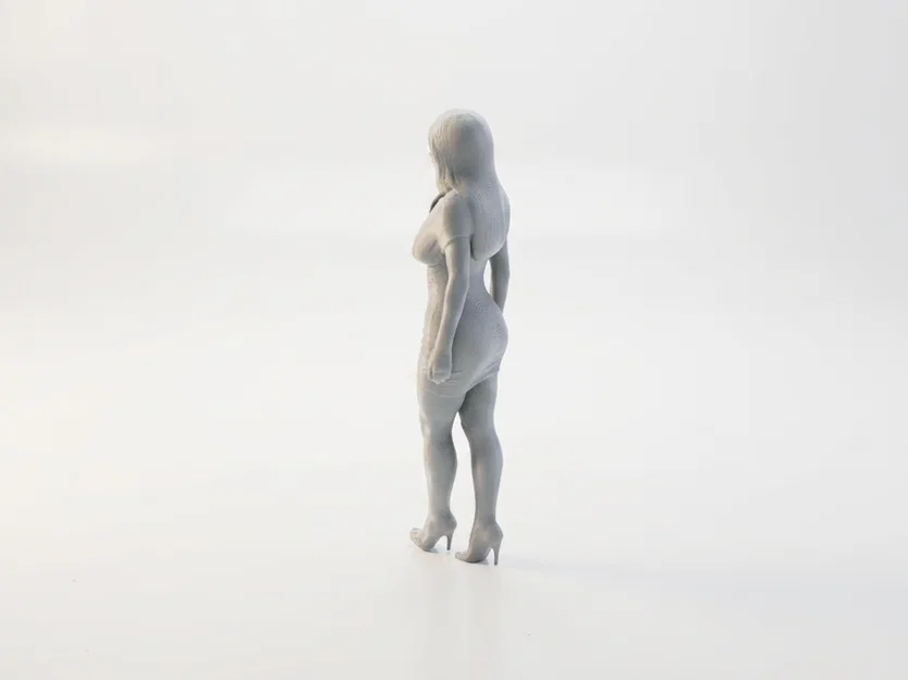 Mô hình in 3D: Tượng người phụ nữ thanh lịch - Image 4