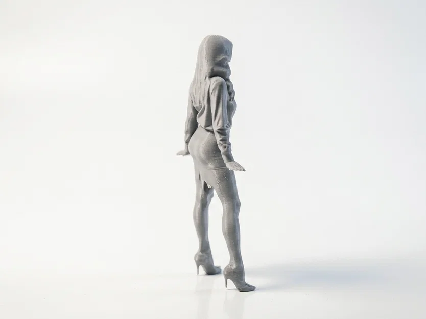 Mô hình tượng Nữ doanh nhân sang trọng - File in 3D - Image 3