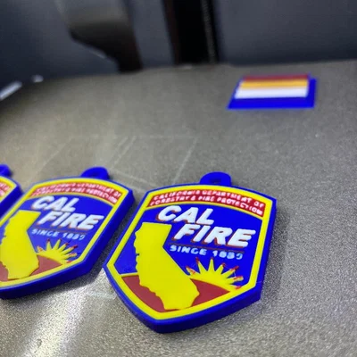 Thẻ đeo ba lô / Móc khóa CAL FIRE