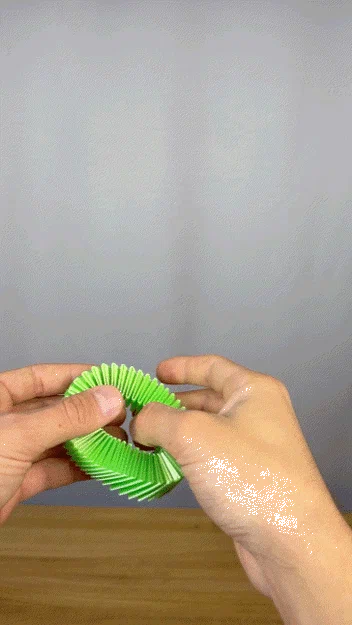 Vòng Fidget Co Giãn Mềm Dẻo (Flexible Squishy Fidget Loop) - Image 2