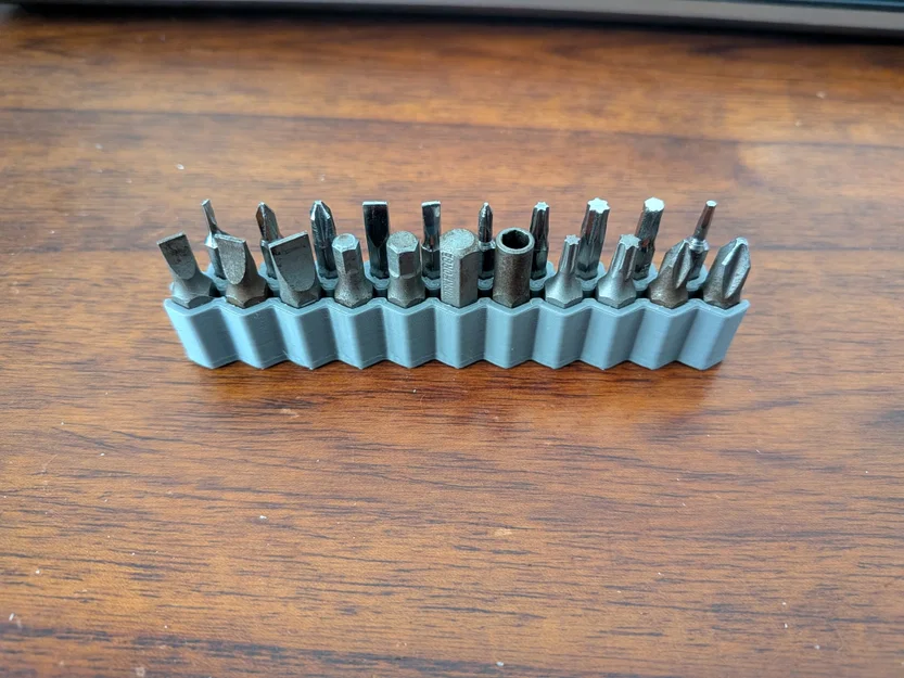 Khay đựng đầu vít 1/4 inch và 4mm gọn gàng cho bàn làm việc - Image 1