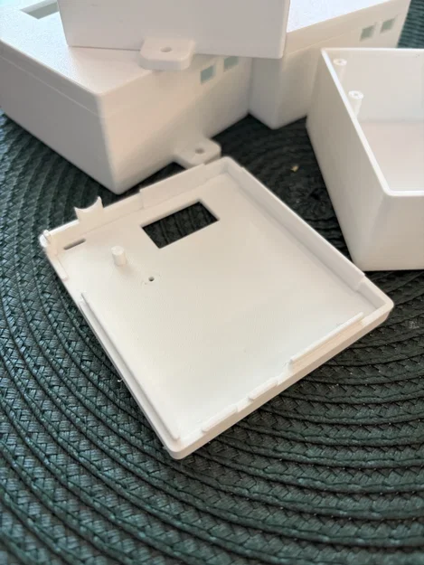 Vỏ hộp remix cho LILYGO Paxcounter LoRa V2.1 ESP32, Tinygs, Meshtastic với không gian rộng hơn - Image 2