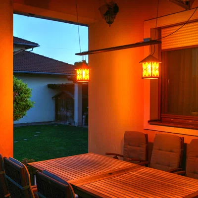 Đèn treo kiểu lồng với các mảnh kính in 3D