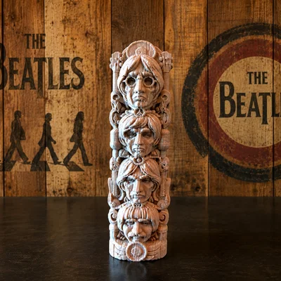 Beatles Tribal Totem - Tượng cột bộ lạc huyền thoại