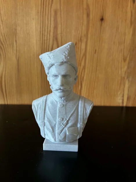 Mô hình tượng Vasily Ivanovich Chapaev - Image 2