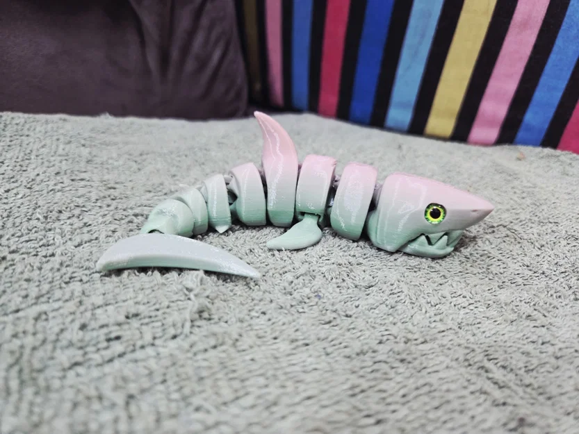 Cá mập khớp nối Reinforced Articulated Shark - Hỗ trợ gắn mắt thủy tinh - Image 3