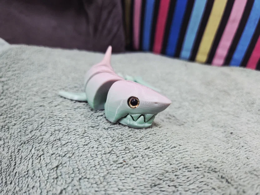 Cá mập khớp nối Reinforced Articulated Shark - Hỗ trợ gắn mắt thủy tinh - Image 12