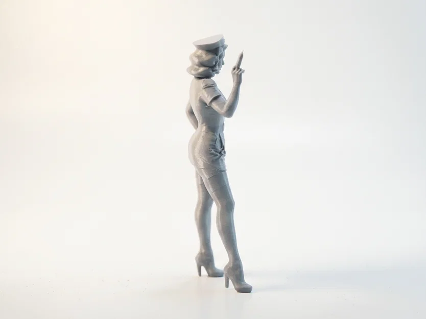 Tượng Y Tá - Mô Hình Chuyên Gia Y Tế In 3D Đẹp Mắt - Image 3