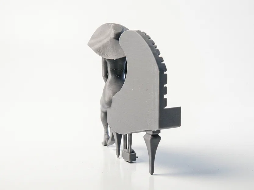 Mô hình 3D người phụ nữ chơi đàn Piano (Piano Lady) - Image 3