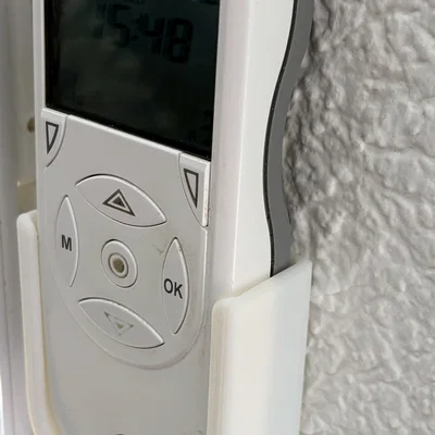 Giá treo tường 3D cho điều khiển từ xa Rademacher Homepilot