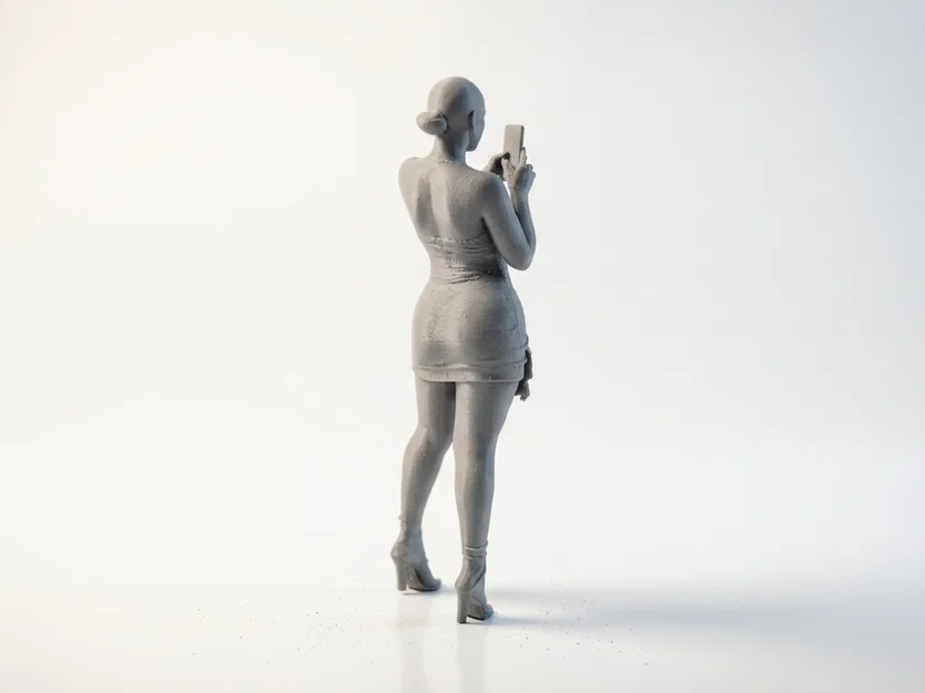 Tượng Cô Gái Thời Trang In 3D (Fashion Figure Female Statue) - Image 3