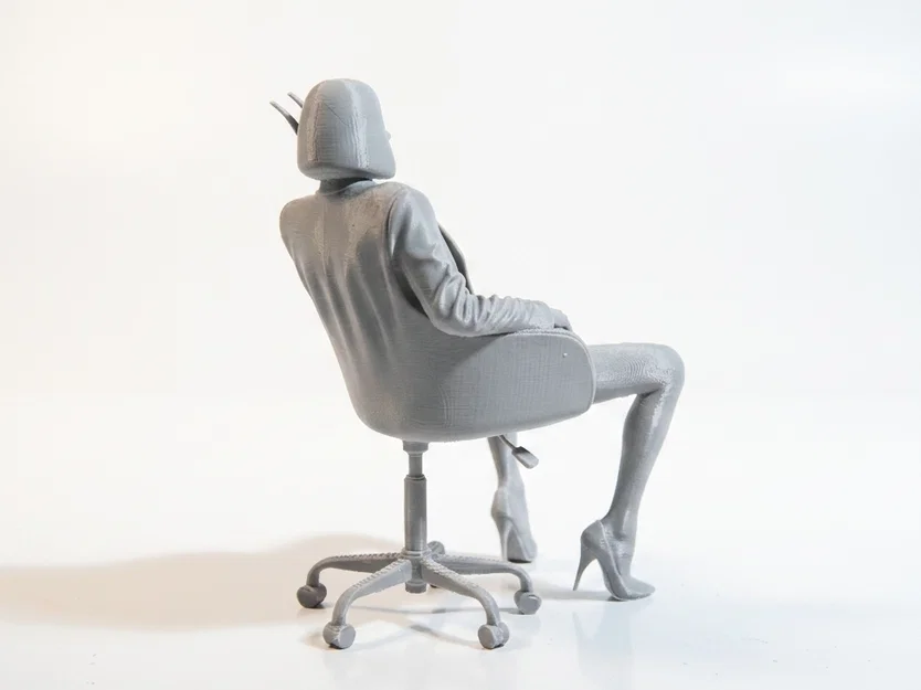 Mô hình Nữ Doanh Nhân 3D Printable trang trí bàn làm việc - Image 3
