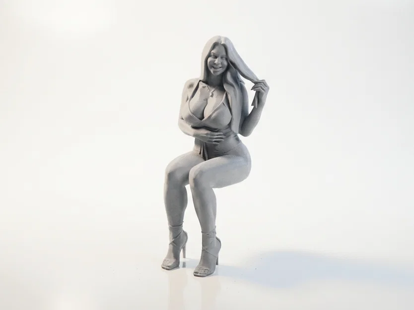 Mô hình tượng nữ ngồi 3D - Đồ sưu tập tinh xảo cho người đam mê in 3D - Image 1