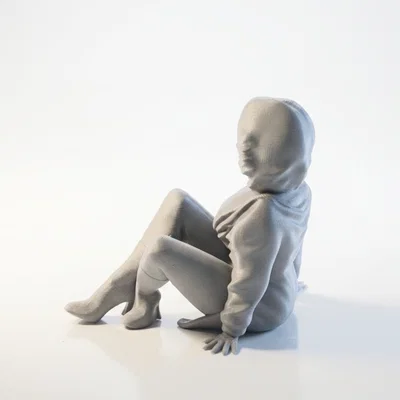 Tượng Nữ Ngồi Nghệ Thuật - Mẫu In 3D Sắc Sảo