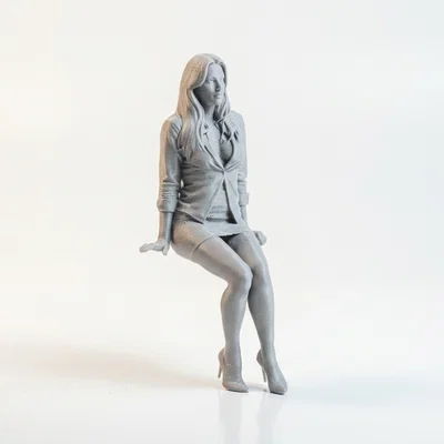Mô hình 3D tượng quý cô trùm đầu bí ẩn