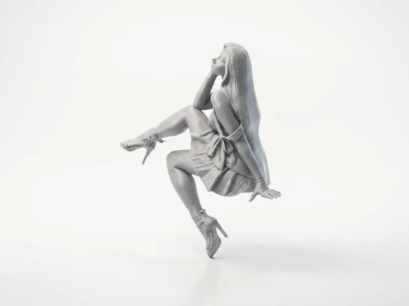 Mô hình 3D tượng cô gái ngồi (Sat Lady) - Có thể in 3D - Image 1