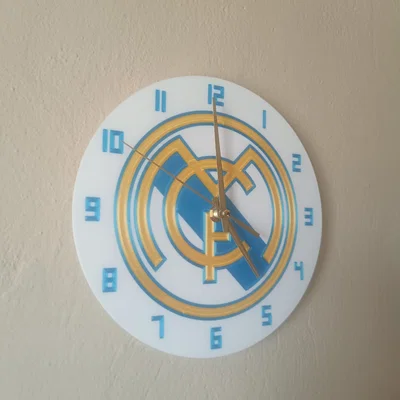 Đồng hồ treo tường Real Madrid