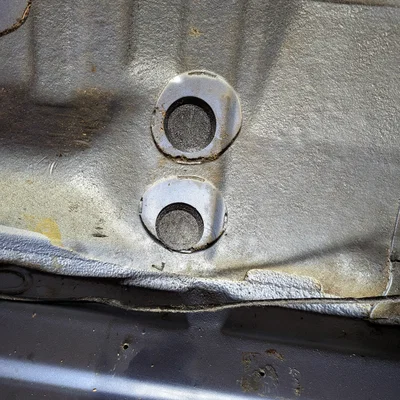 Nút bịt D28 cho xe VW T3 Multivan / Vanagon