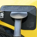Nắp che cổng sạc phiên bản 3 cho Renault 5 e-tech - Thumbnail 6