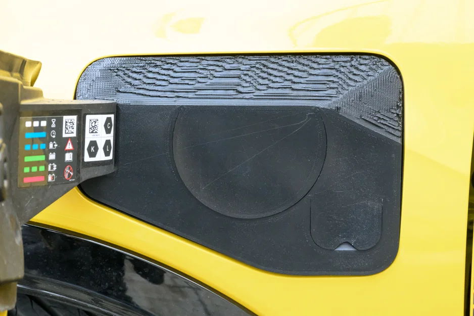 Nắp che cổng sạc phiên bản 3 cho Renault 5 e-tech - Image 11