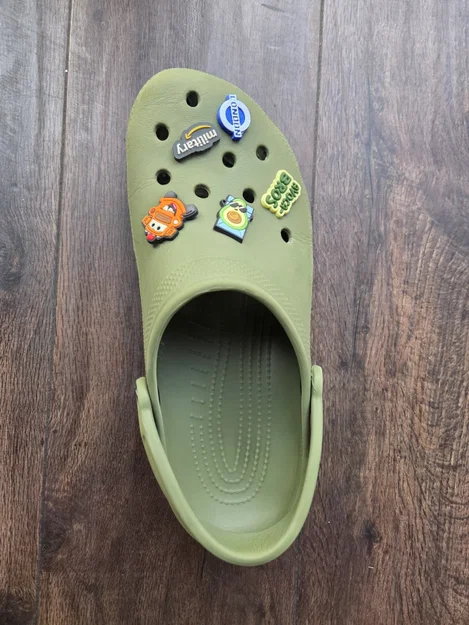 Jibbit Croc Charm hình bảng hiệu tàu điện ngầm London - Image 1