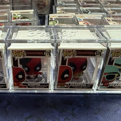 Bộ Chặn / Bảo Vệ Vỏ Hộp Funko Bitty Pop (Nhiều Kích Thước)